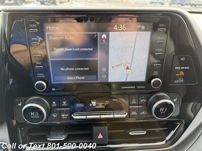 2021 Toyota Highlander XLE   - Photo 3 - North Salt Lake, UT 84010