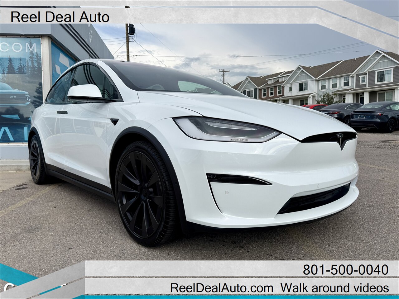 2023 Tesla Model X Standard Range   - Photo 1 - North Salt Lake, UT 84010