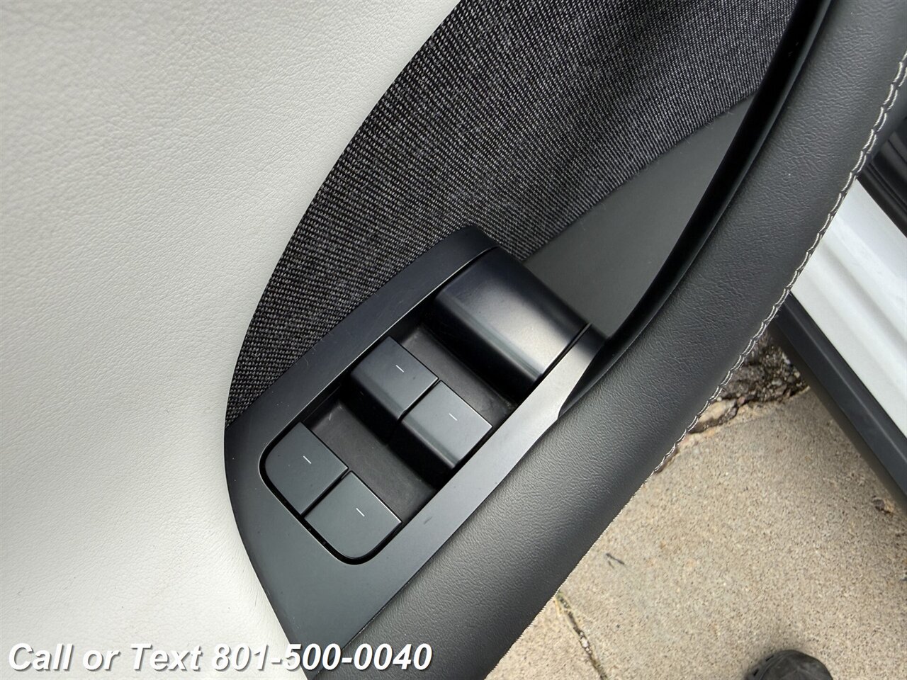 2023 Tesla Model X Standard Range - Photo 26 - North Salt Lake, UT 84010