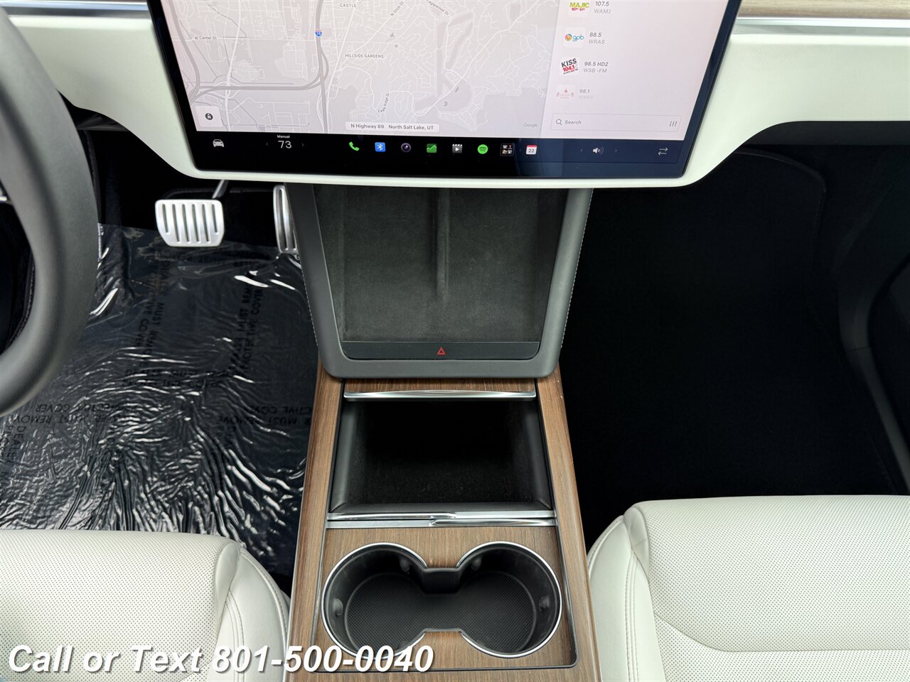 2023 Tesla Model X Standard Range   - Photo 14 - North Salt Lake, UT 84010