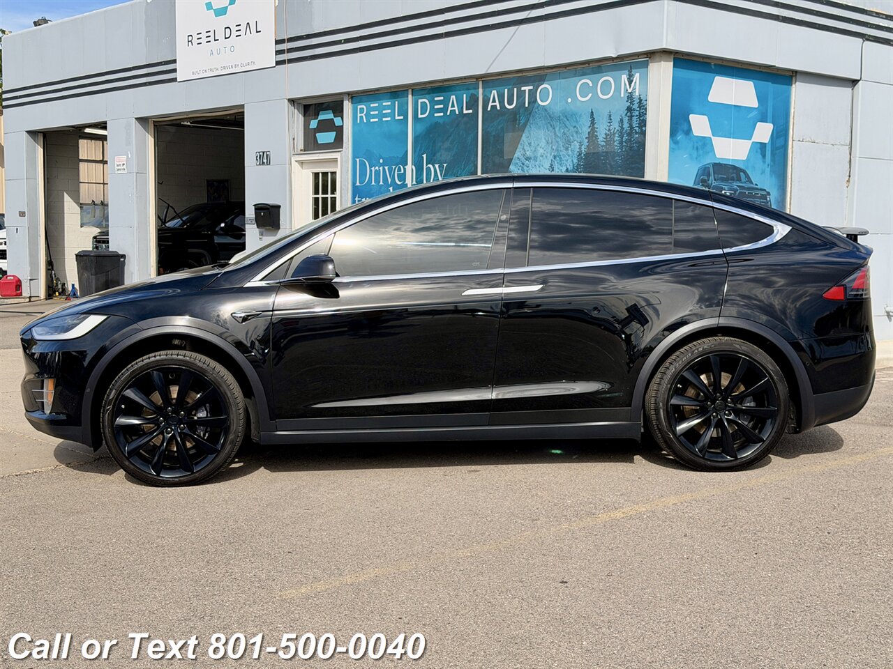 2021 Tesla Model X Long Range Plus - Photo 6 - North Salt Lake, UT 84010