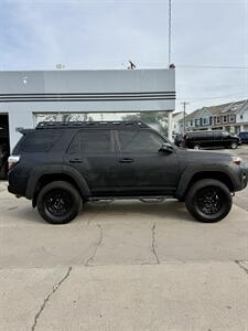 2017 Toyota 4Runner SR5   - Photo 32 - North Salt Lake, UT 84010
