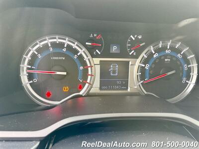 2017 Toyota 4Runner SR5   - Photo 11 - North Salt Lake, UT 84010