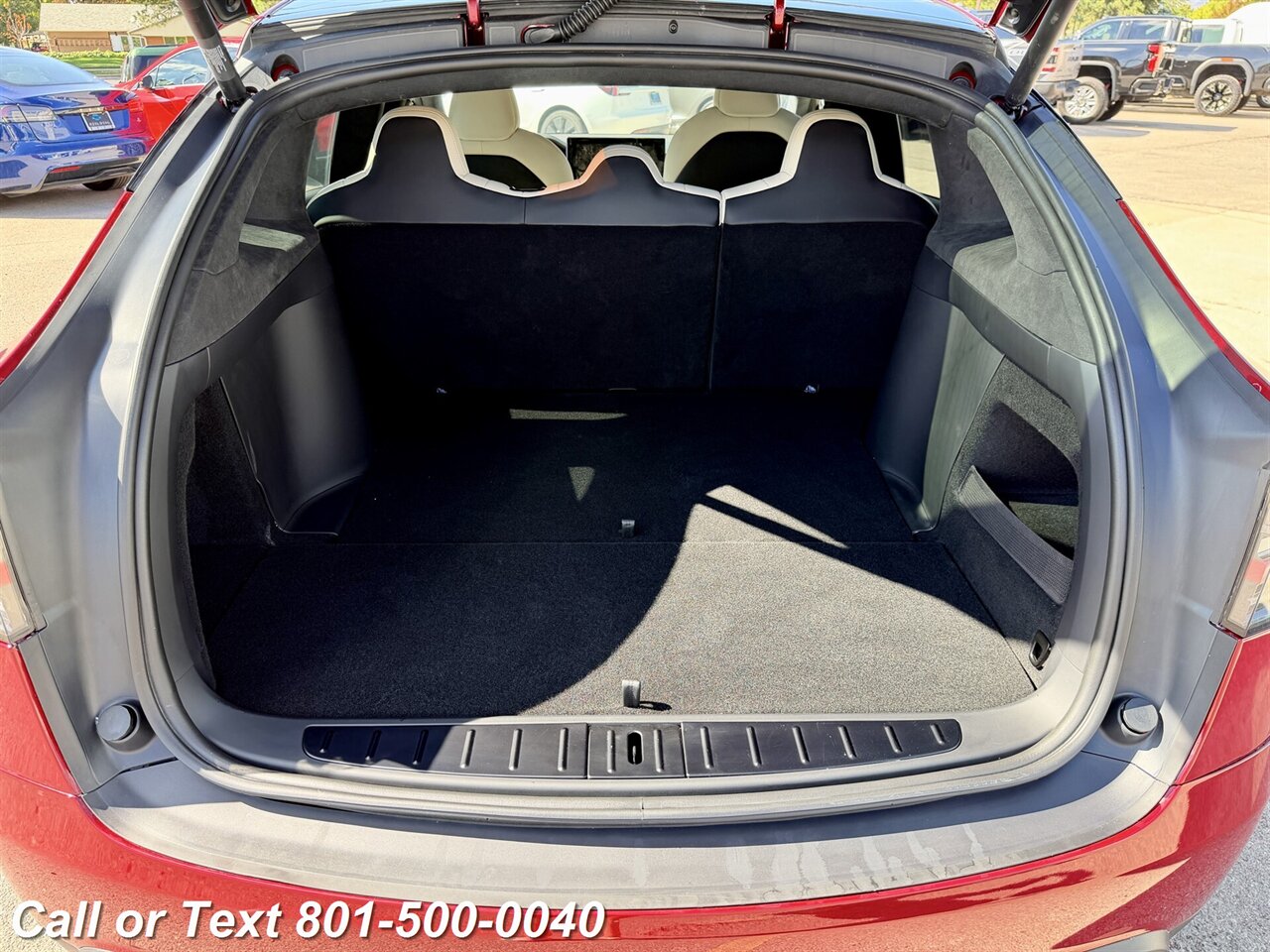 2025 Tesla Model X   - Photo 19 - North Salt Lake, UT 84010