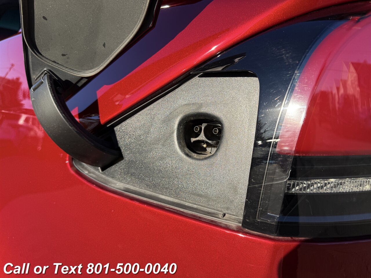 2023 Tesla Model X Standard Range - Photo 46 - North Salt Lake, UT 84010