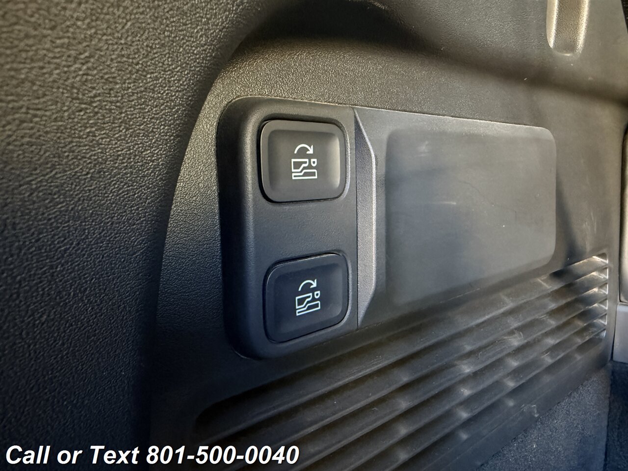 2025 Rivian R1S Adventure - Photo 53 - North Salt Lake, UT 84010