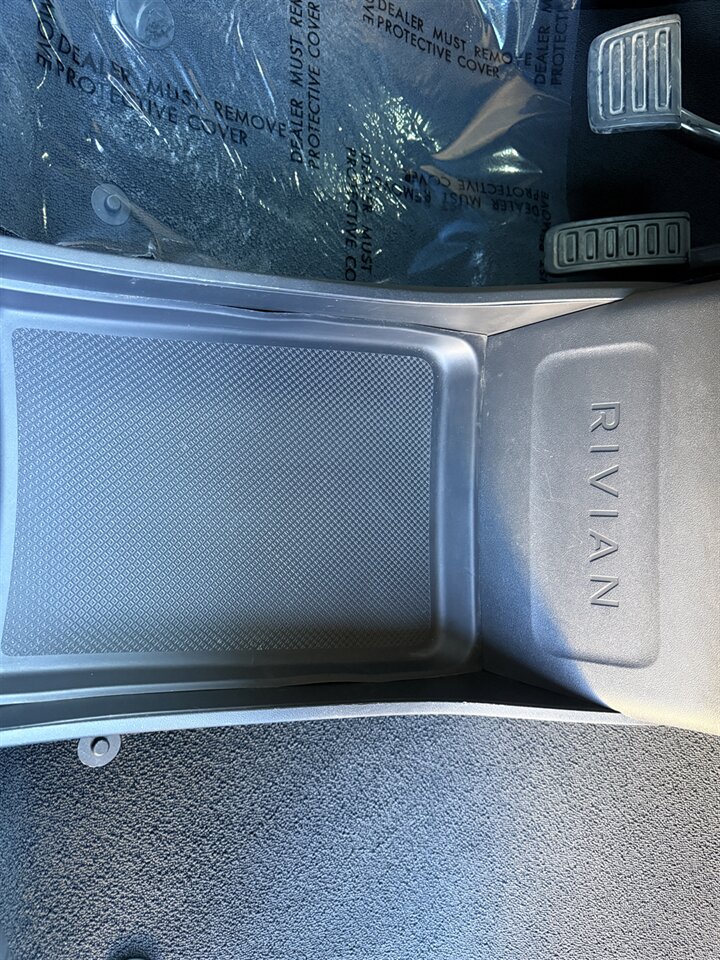 2025 Rivian R1S Adventure - Photo 48 - North Salt Lake, UT 84010