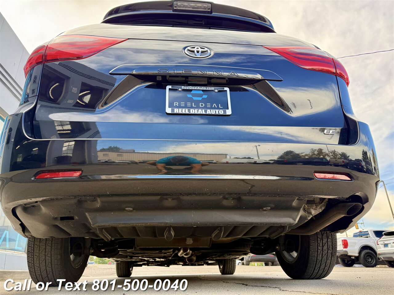 2020 Toyota Sienna LE 8-Passenger   - Photo 18 - North Salt Lake, UT 84010