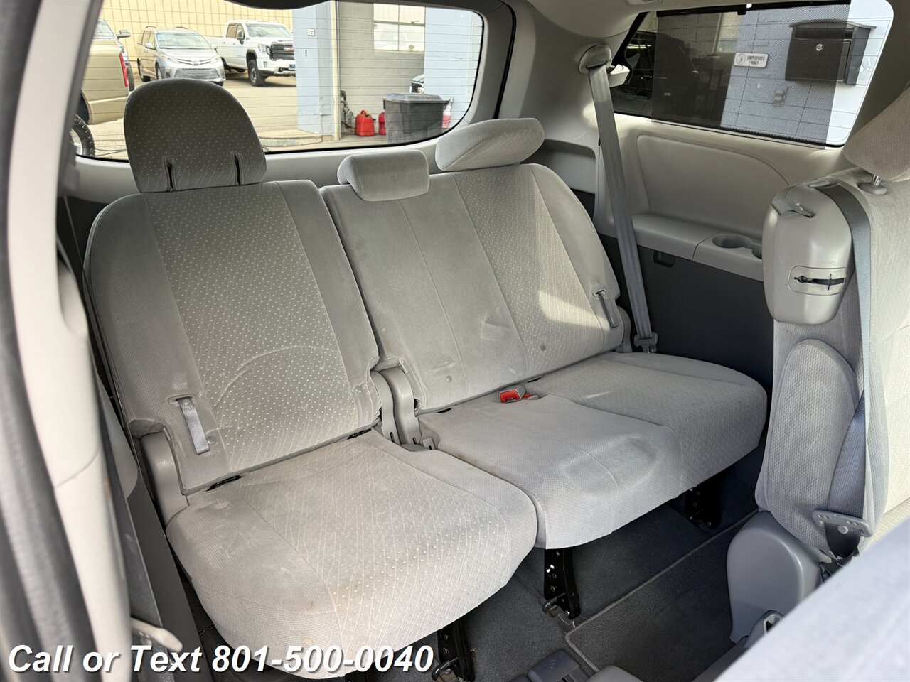 2020 Toyota Sienna LE 8-Passenger   - Photo 23 - North Salt Lake, UT 84010