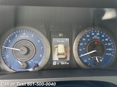 2020 Toyota Sienna LE 8-Passenger   - Photo 3 - North Salt Lake, UT 84010