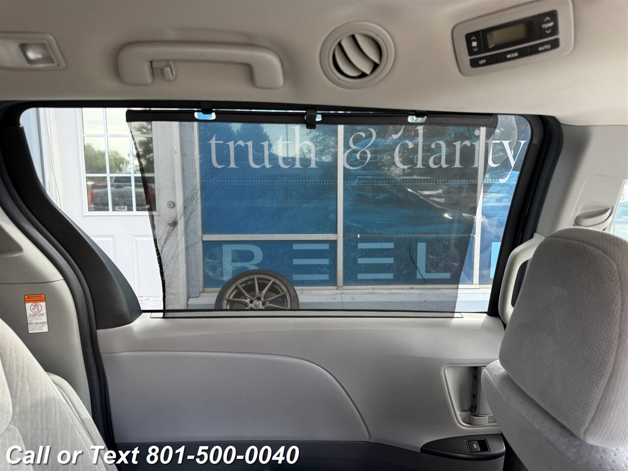 2020 Toyota Sienna LE 8-Passenger   - Photo 6 - North Salt Lake, UT 84010