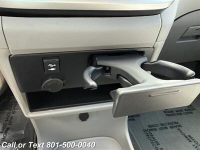 2020 Toyota Sienna LE 8-Passenger   - Photo 27 - North Salt Lake, UT 84010