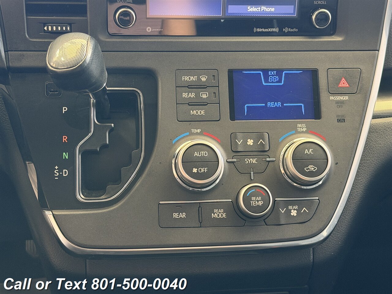 2018 Toyota Sienna SE 8-Passenger - Photo 6 - North Salt Lake, UT 84010