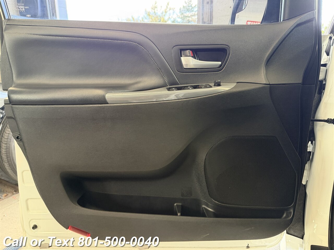 2018 Toyota Sienna SE 8-Passenger - Photo 28 - North Salt Lake, UT 84010