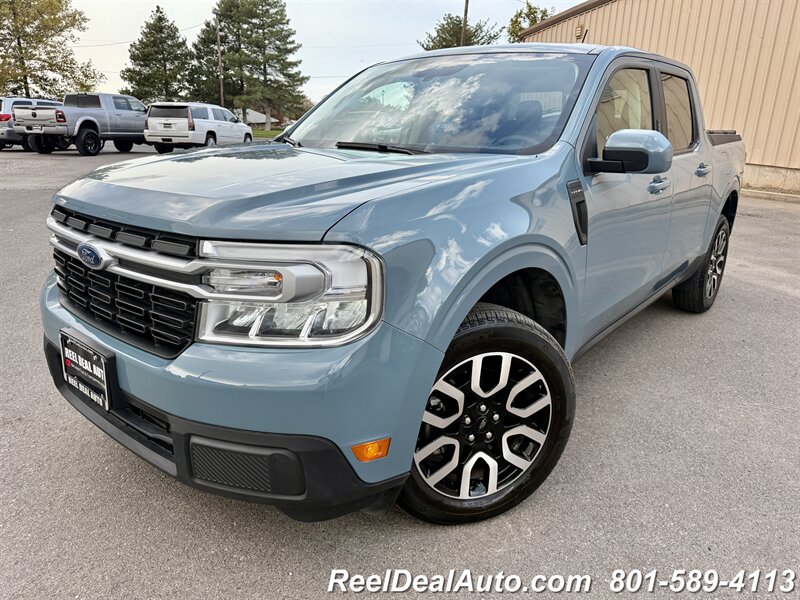 2023 Ford Maverick Lariat  
