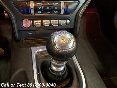 2020 Ford Mustang GT   - Photo 6 - North Salt Lake, UT 84010