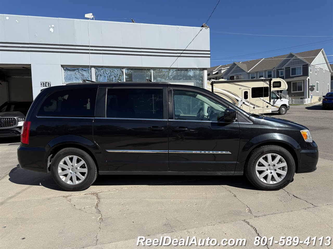 2015 Chrysler Town & Country Touring - Photo 1 - North Salt Lake, UT 84010