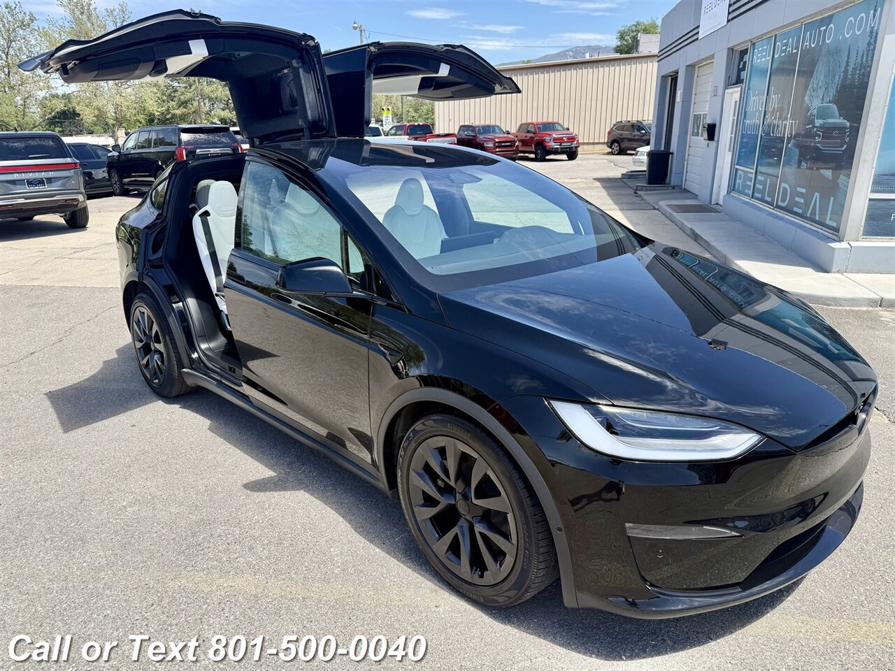 2023 Tesla Model X - Photo 25 - North Salt Lake, UT 84010