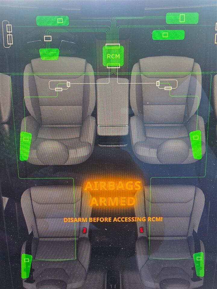 2023 Tesla Model X - Photo 9 - North Salt Lake, UT 84010