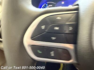 2024 Chrysler Pacifica Plug-In Hybrid Select   - Photo 27 - North Salt Lake, UT 84010