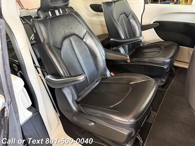 2024 Chrysler Pacifica Plug-In Hybrid Select   - Photo 23 - North Salt Lake, UT 84010