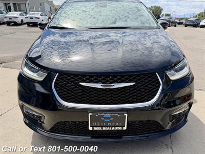 2024 Chrysler Pacifica Plug-In Hybrid Select   - Photo 18 - North Salt Lake, UT 84010