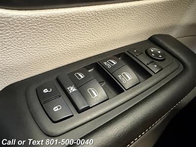 2024 Chrysler Pacifica Plug-In Hybrid Select   - Photo 26 - North Salt Lake, UT 84010