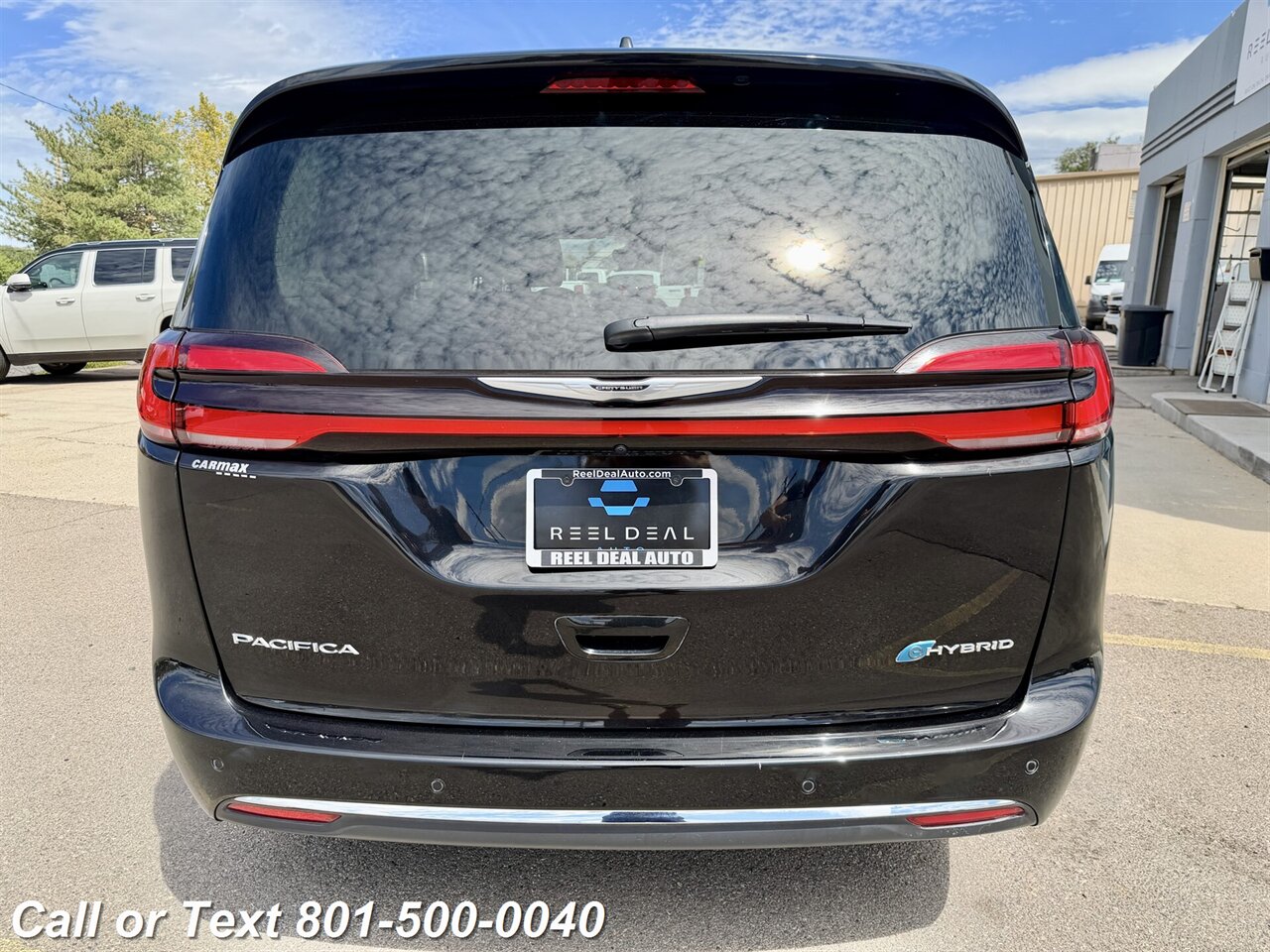 2024 Chrysler Pacifica Plug-In Hybrid Select   - Photo 13 - North Salt Lake, UT 84010