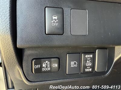 2023 Toyota Tacoma TRD Off-Road   - Photo 12 - North Salt Lake, UT 84010