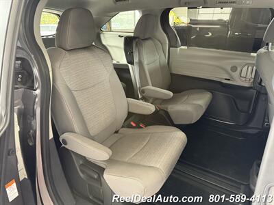 2022 Toyota Sienna LE 8-Passenger   - Photo 30 - North Salt Lake, UT 84010