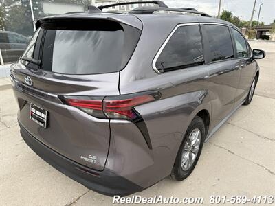 2022 Toyota Sienna LE 8-Passenger   - Photo 56 - North Salt Lake, UT 84010