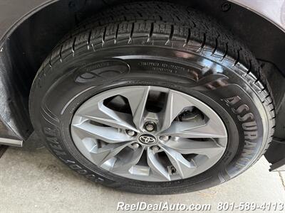 2022 Toyota Sienna LE 8-Passenger   - Photo 20 - North Salt Lake, UT 84010