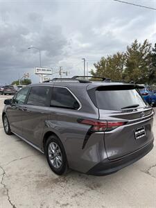 2022 Toyota Sienna LE 8-Passenger   - Photo 53 - North Salt Lake, UT 84010
