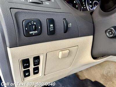 2010 Lexus ES 350   - Photo 9 - North Salt Lake, UT 84010