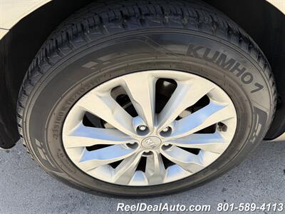 2017 Kia Sedona EX   - Photo 54 - North Salt Lake, UT 84010
