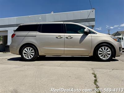 2017 Kia Sedona EX   - Photo 44 - North Salt Lake, UT 84010