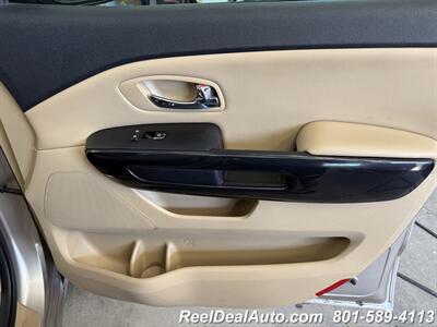 2017 Kia Sedona EX   - Photo 31 - North Salt Lake, UT 84010