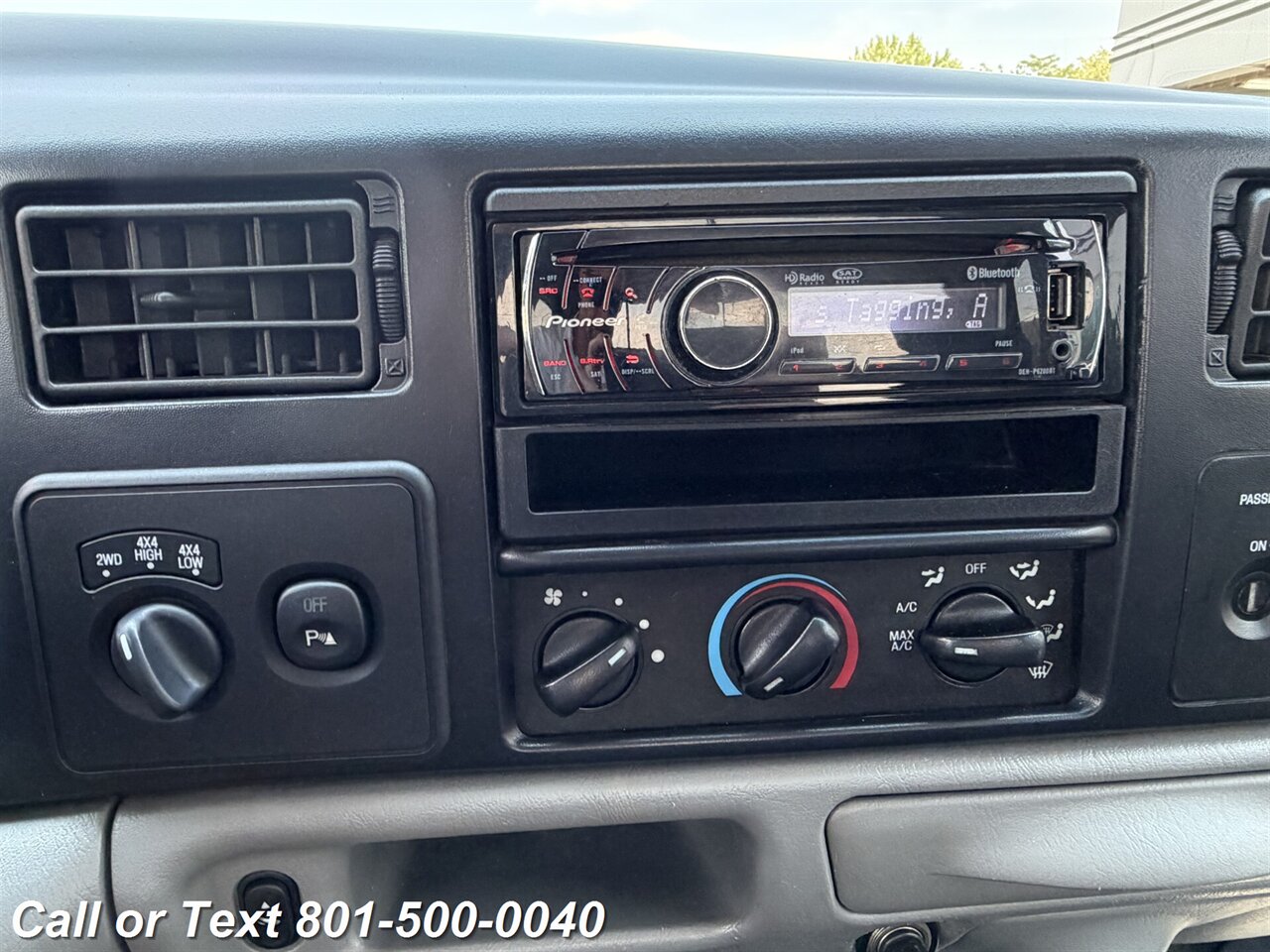 2003 Ford F-350 Super Duty XLT 4dr SuperCab XLT - Photo 2 - North Salt Lake, UT 84010