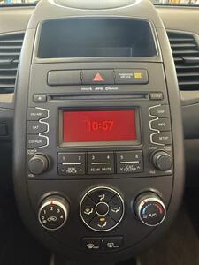 2013 Kia Soul   - Photo 44 - North Salt Lake, UT 84010