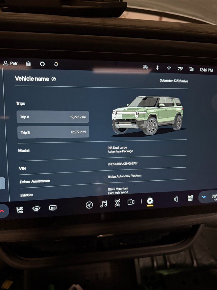 2025 Rivian R1S Adventure  Dual Large - Photo 1 - North Salt Lake, UT 84010