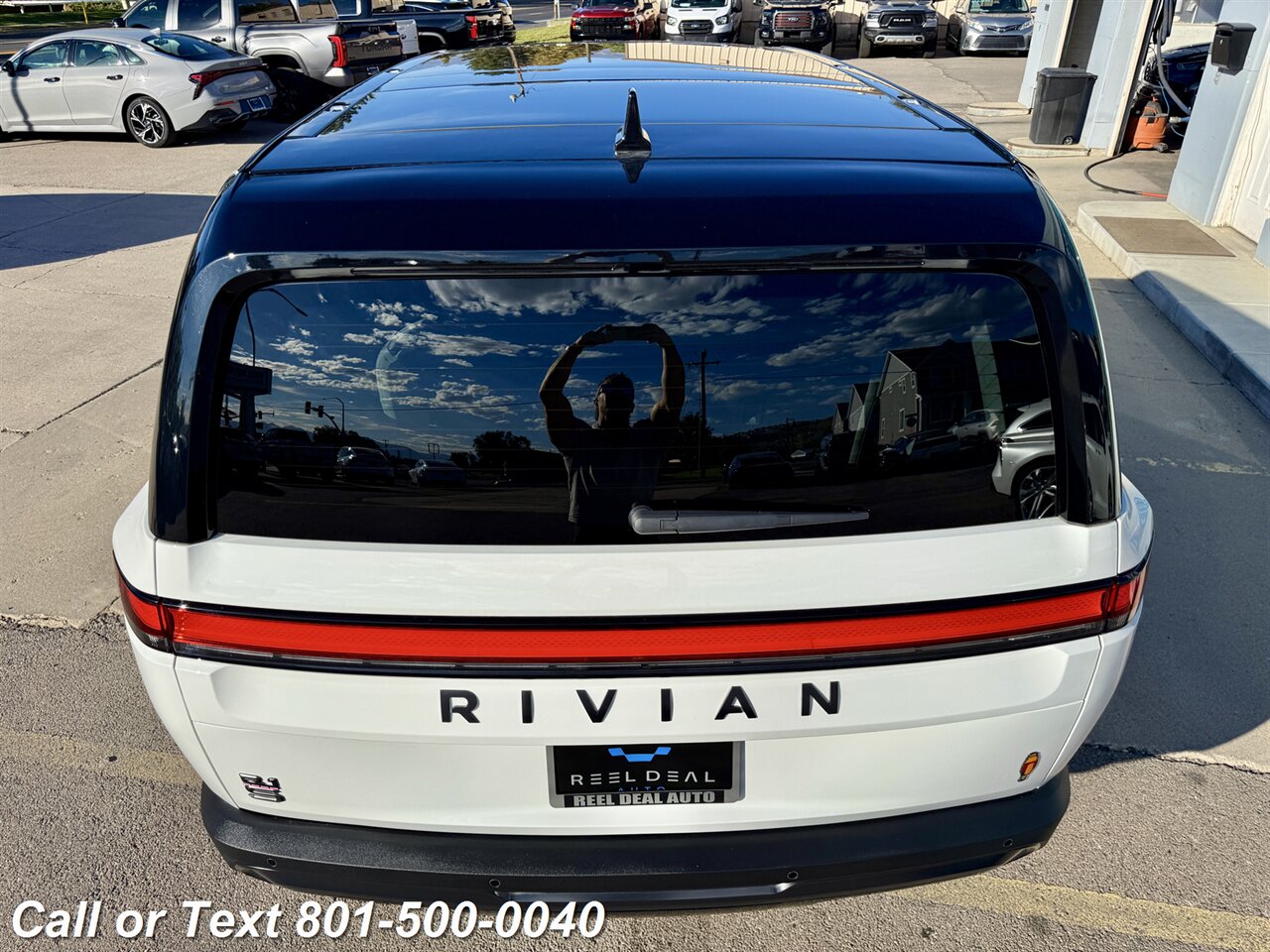 2026 Rivian R1S Ascend Miami Edtion - Photo 25 - North Salt Lake, UT 84010