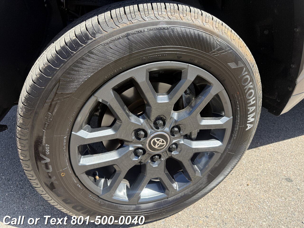 2024 Toyota Tundra Limited HV - Photo 18 - North Salt Lake, UT 84010