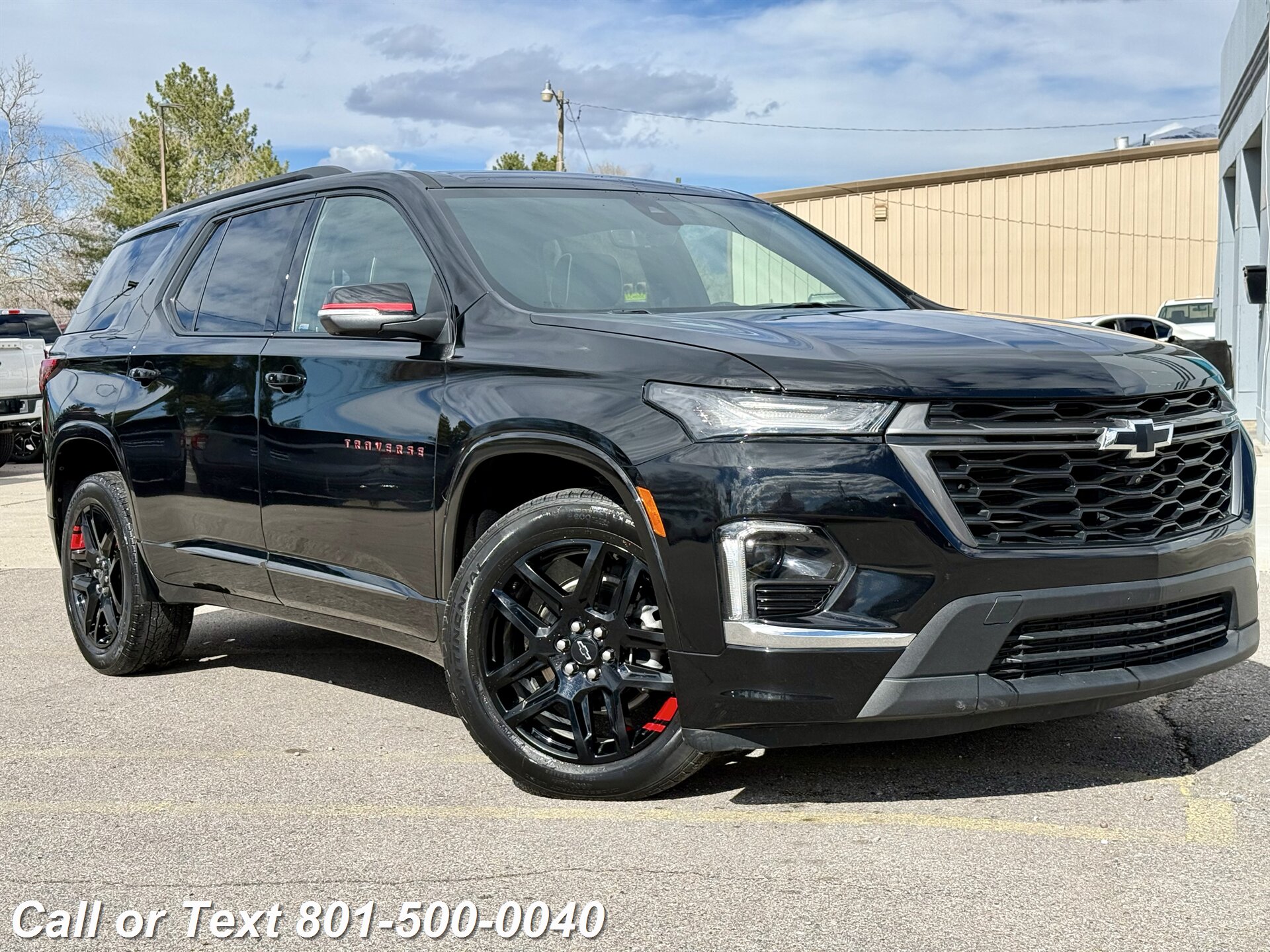 2022 Chevrolet Traverse Premier   - Photo 1 - North Salt Lake, UT 84010