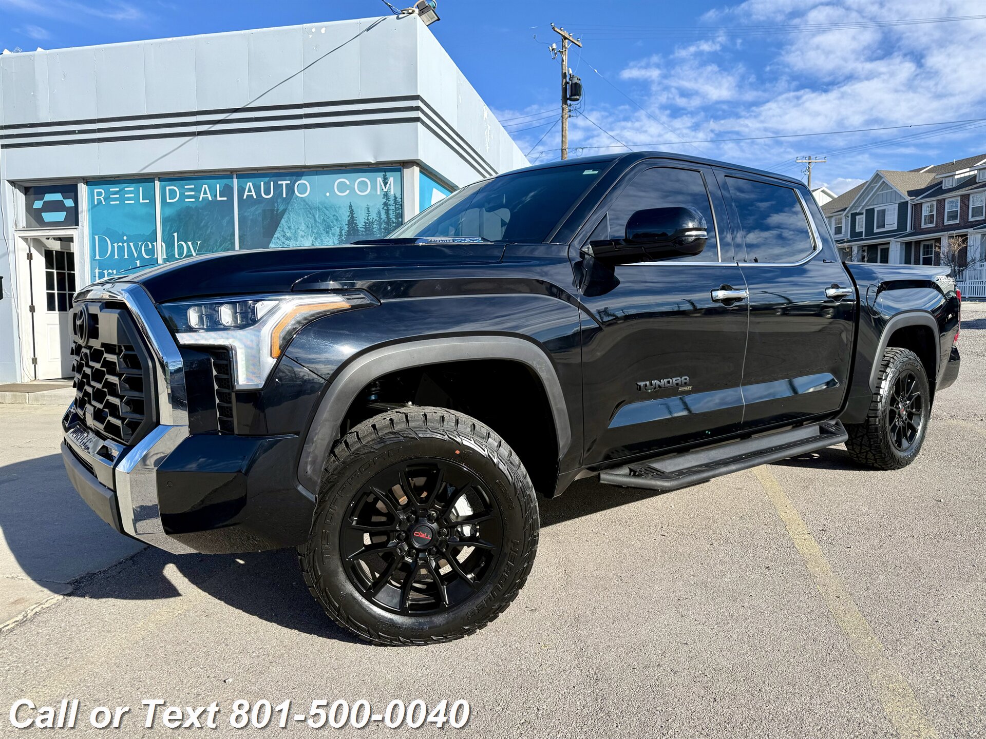 2023 Toyota Tundra Limited HV   - Photo 1 - North Salt Lake, UT 84010