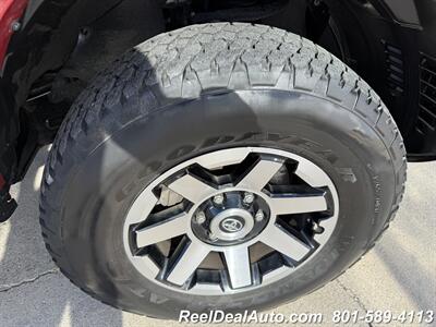 2018 Toyota 4Runner TRD Off-Road Premium   - Photo 64 - North Salt Lake, UT 84010