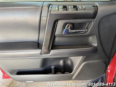 2018 Toyota 4Runner TRD Off-Road Premium   - Photo 23 - North Salt Lake, UT 84010