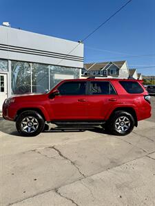 2018 Toyota 4Runner TRD Off-Road Premium   - Photo 9 - North Salt Lake, UT 84010