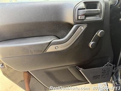 2013 Jeep Wrangler Unlimited Sport   - Photo 18 - North Salt Lake, UT 84010