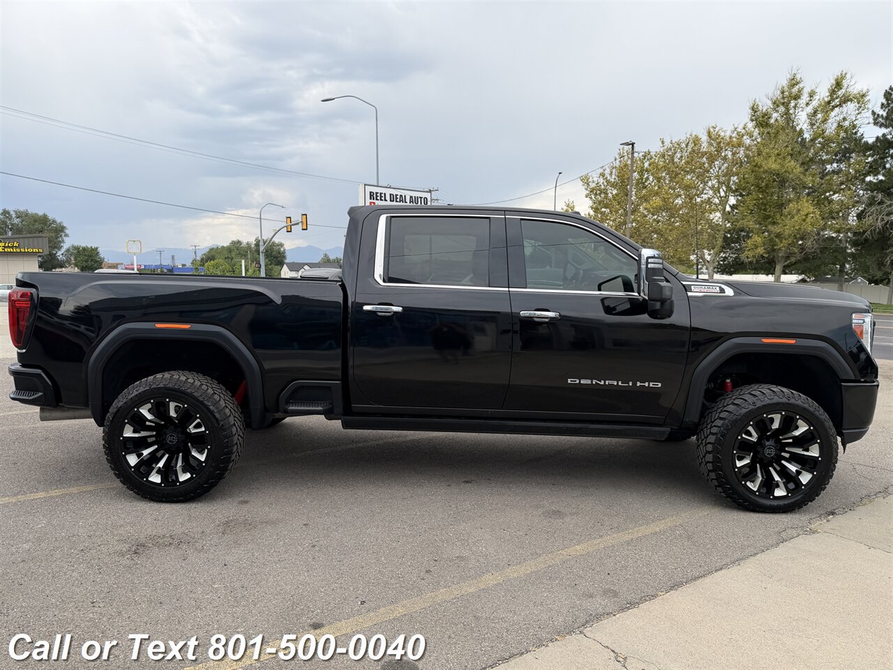 2023 GMC Sierra 2500 Denali Ultimate - Photo 17 - North Salt Lake, UT 84010