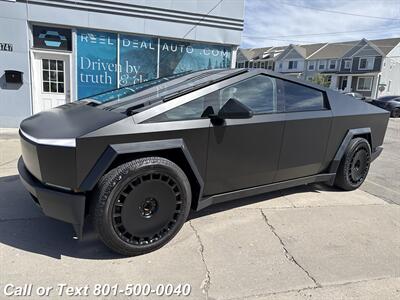 2025 Tesla Cybertruck - Photo 9 - North Salt Lake, UT 84010